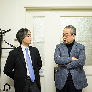 Visiting Professor MIKURIYA and Professor MAKIHARA
